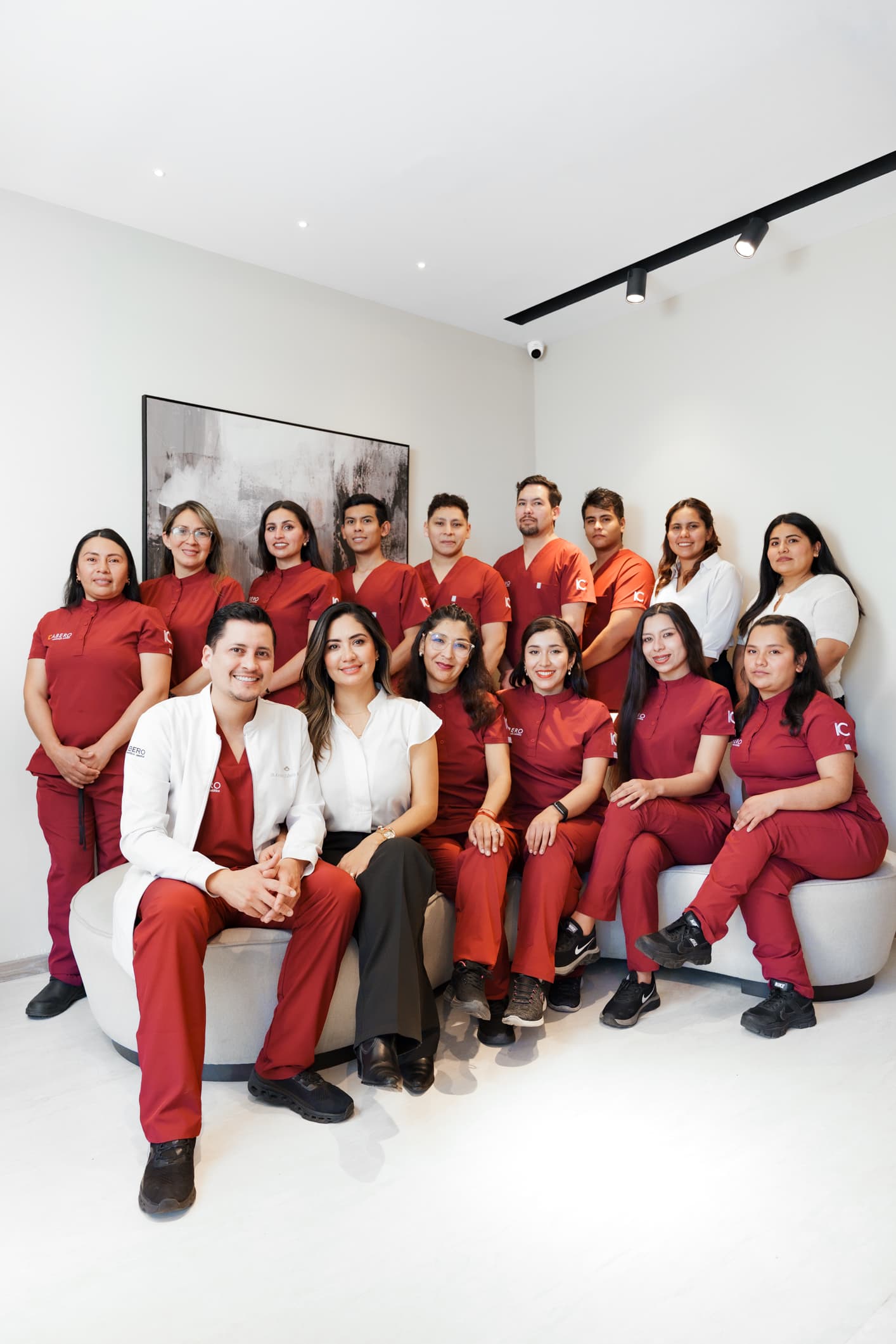 Equipo Kabero durante una evaluación clínica